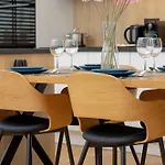 Port Marine With Sea View By Renters Apartmán