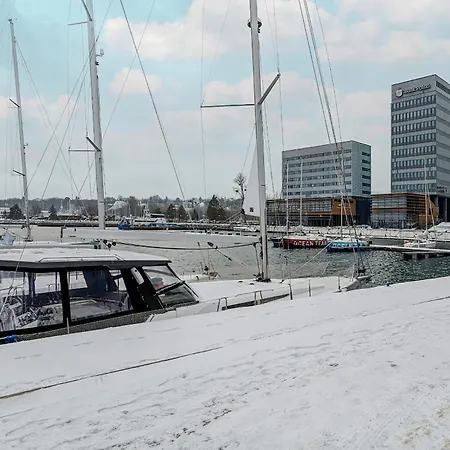 Port Marine With Sea View By Renters Гдыня
