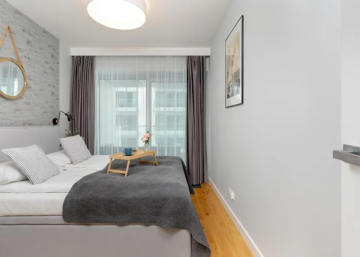 Lägenhet Port Marine With Sea View By Renters *