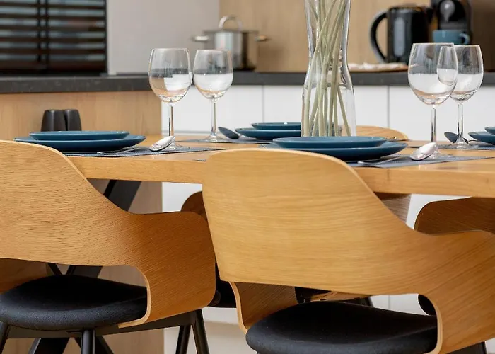 Port Marine With Sea View By Renters Lägenhet