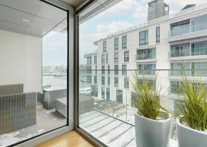 Port Marine With Sea View By Renters * Gdynia