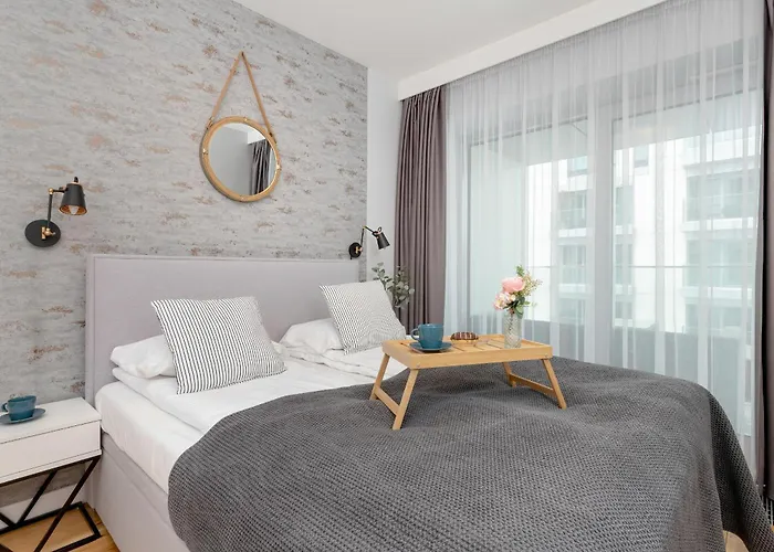 Port Marine With Sea View By Renters Gdynia